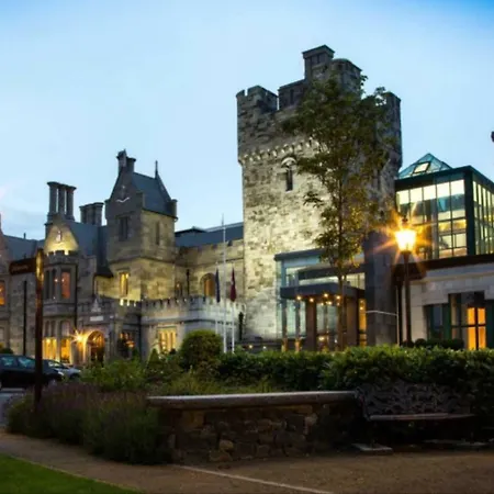 Clontarf Seafront Luxury - Victorian Period House Apartment Dublin